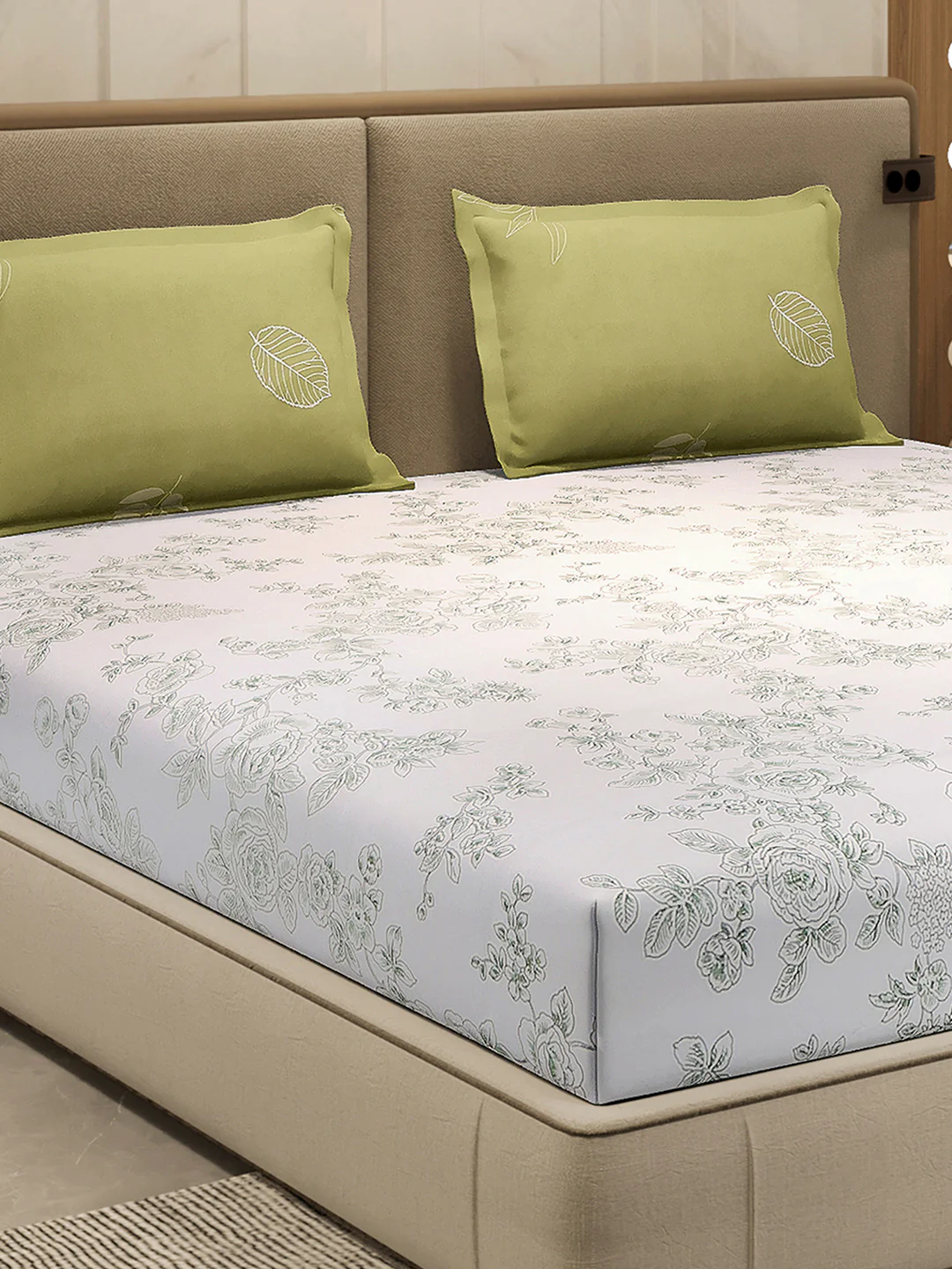 110 GSM Polyester Double Bed 1 Bedsheet with 2 Pillow Cover (Aromatica)