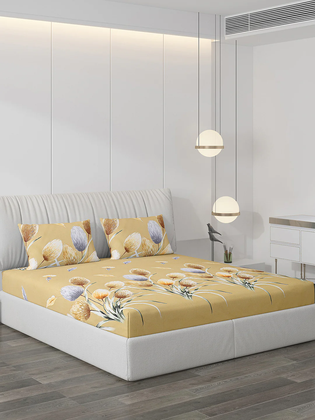 130 GSM Polyester Double Bed Bedsheet with 2 Pillow Covers
