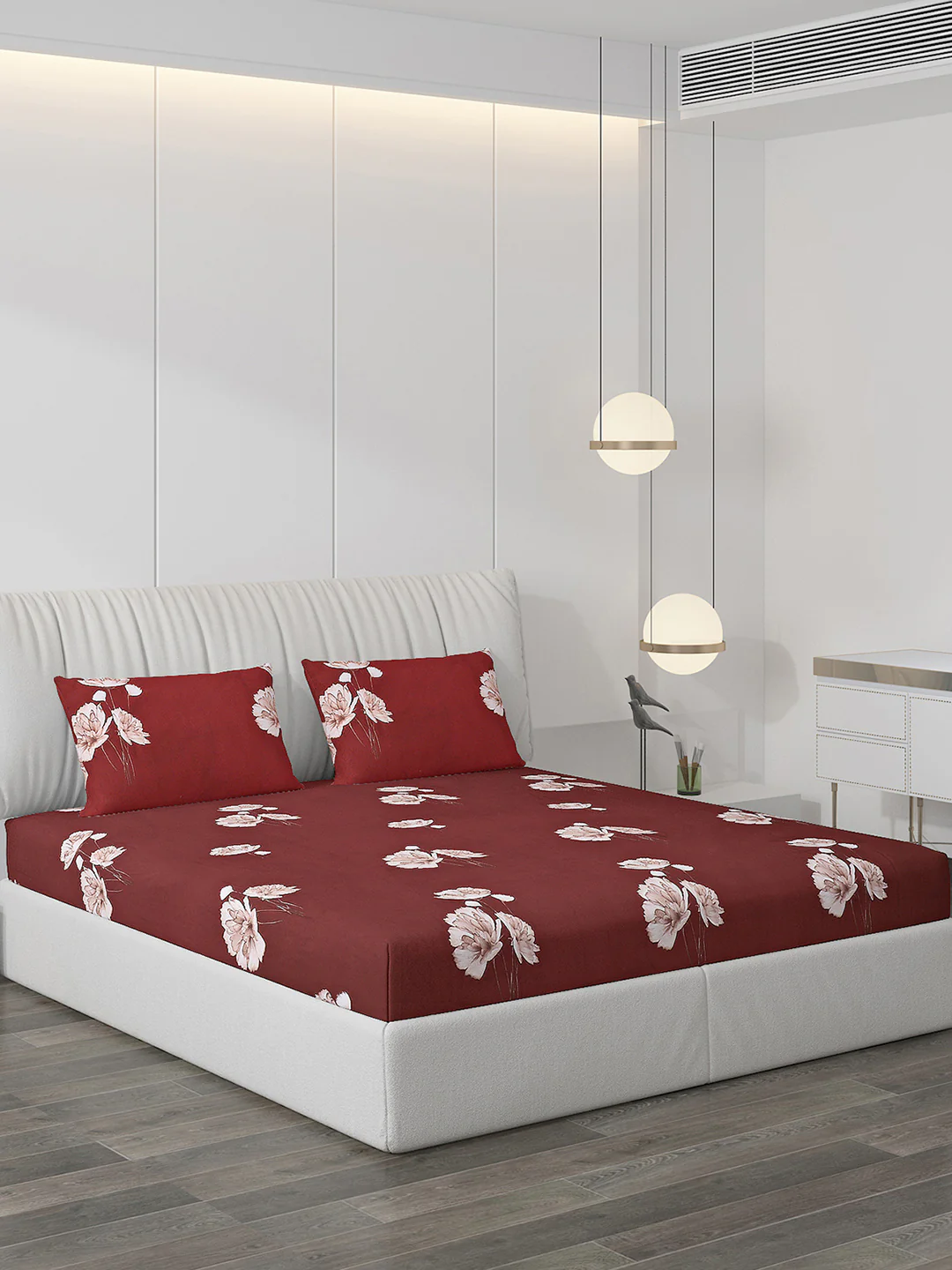 130 GSM Polyester Double Bed Bedsheet with 2 Pillow Covers