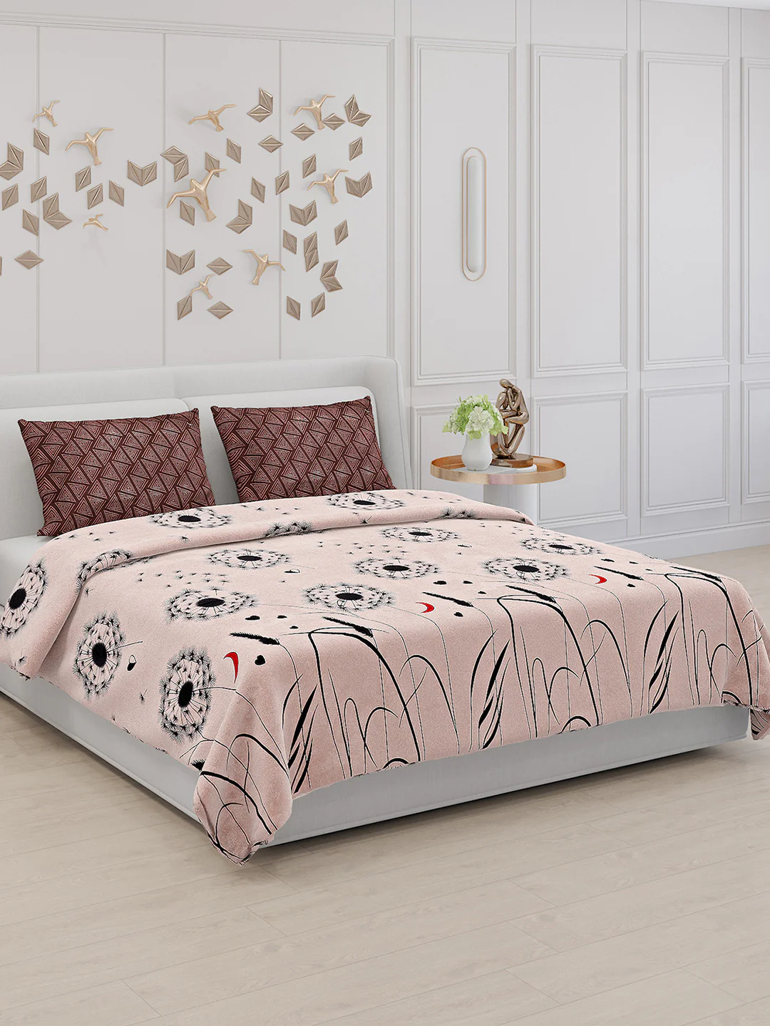 130 GSM Polyester Double Bed Bedsheet with 2 Pillow Covers