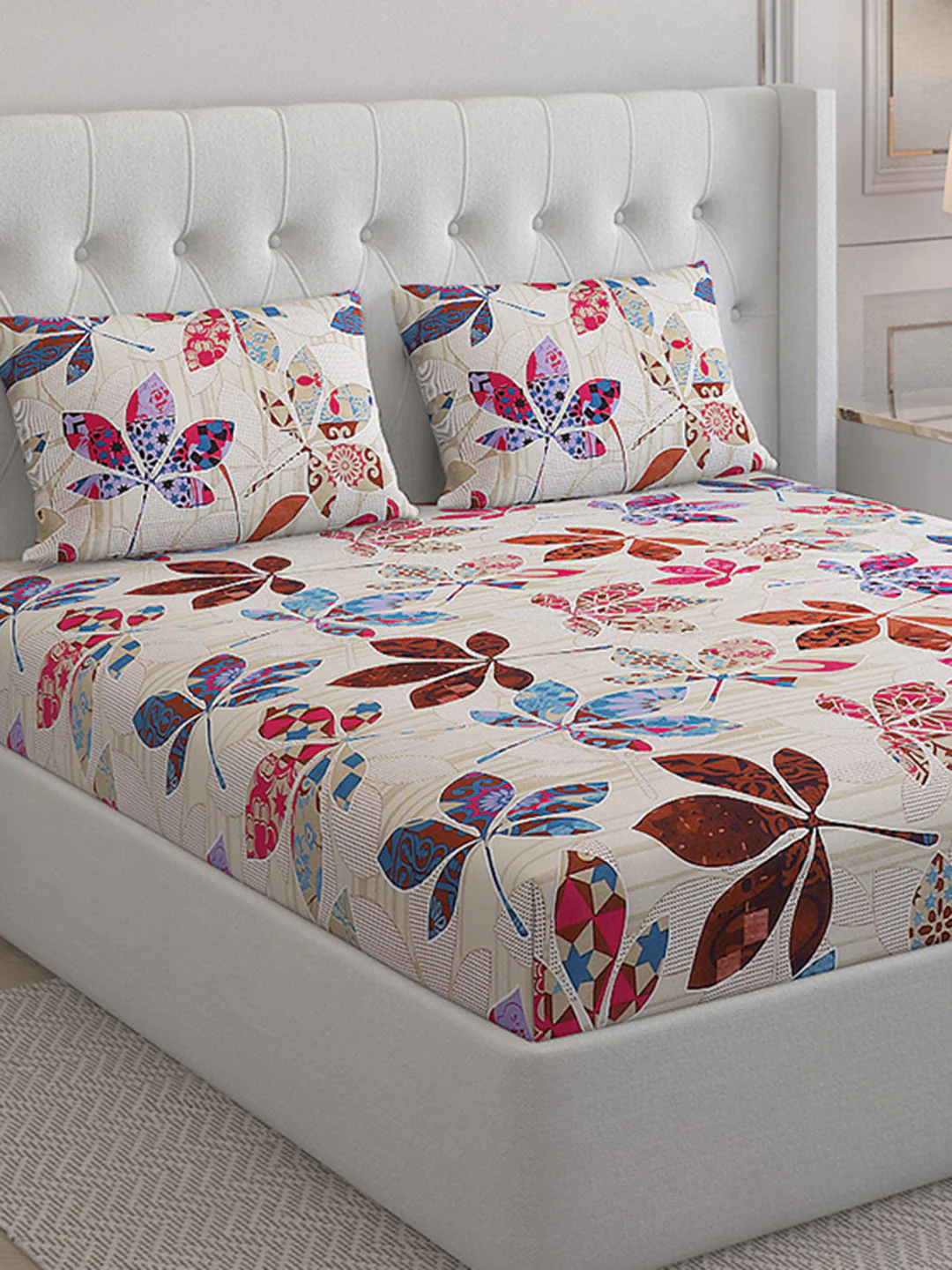 130 GSM Polyester Double Bed Bedsheet with 2 Pillow Covers - Image 5