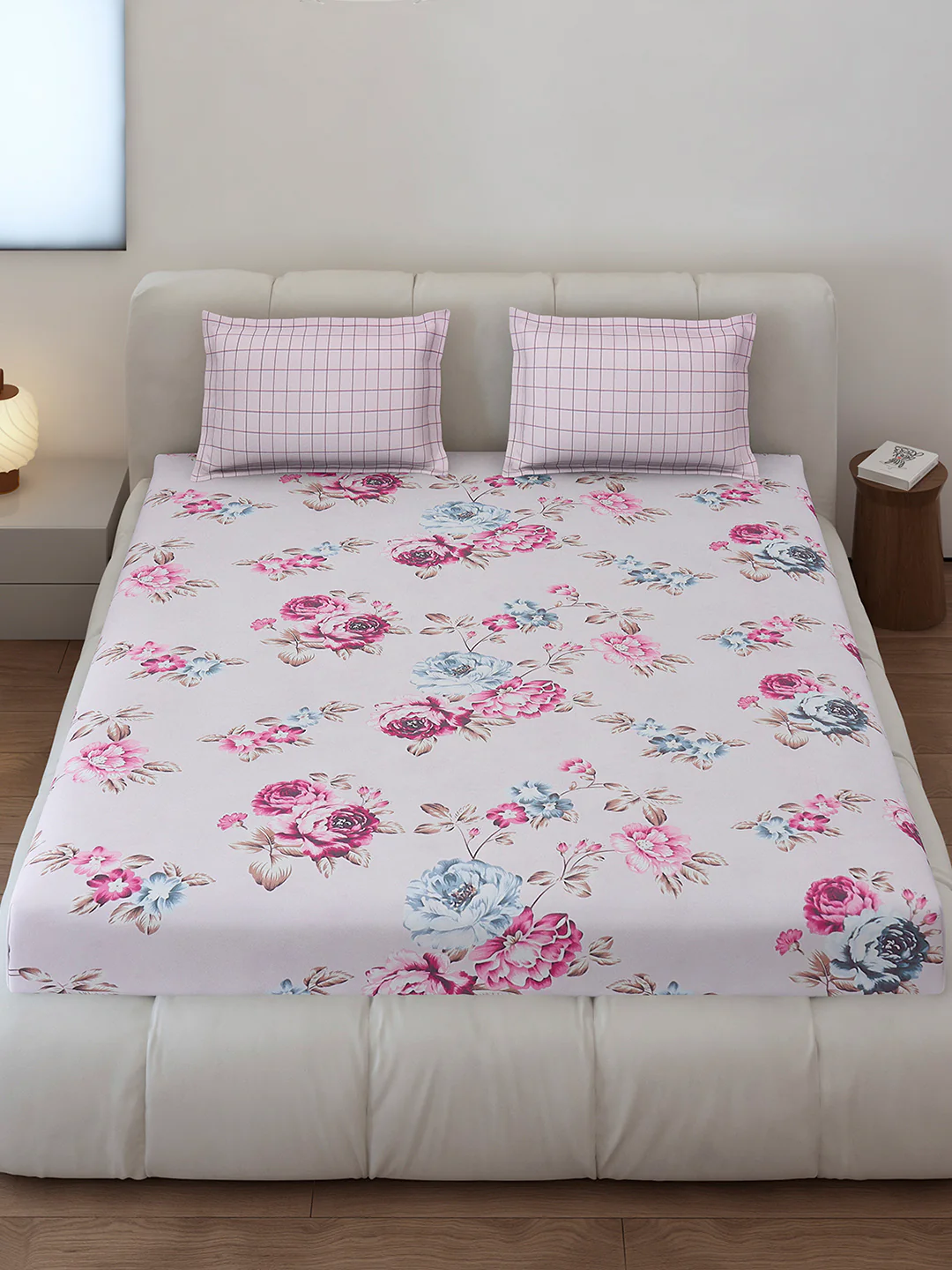 130 GSM Polyester King Size 1 Bedsheet with 2 Pillow Covers (Edmond)