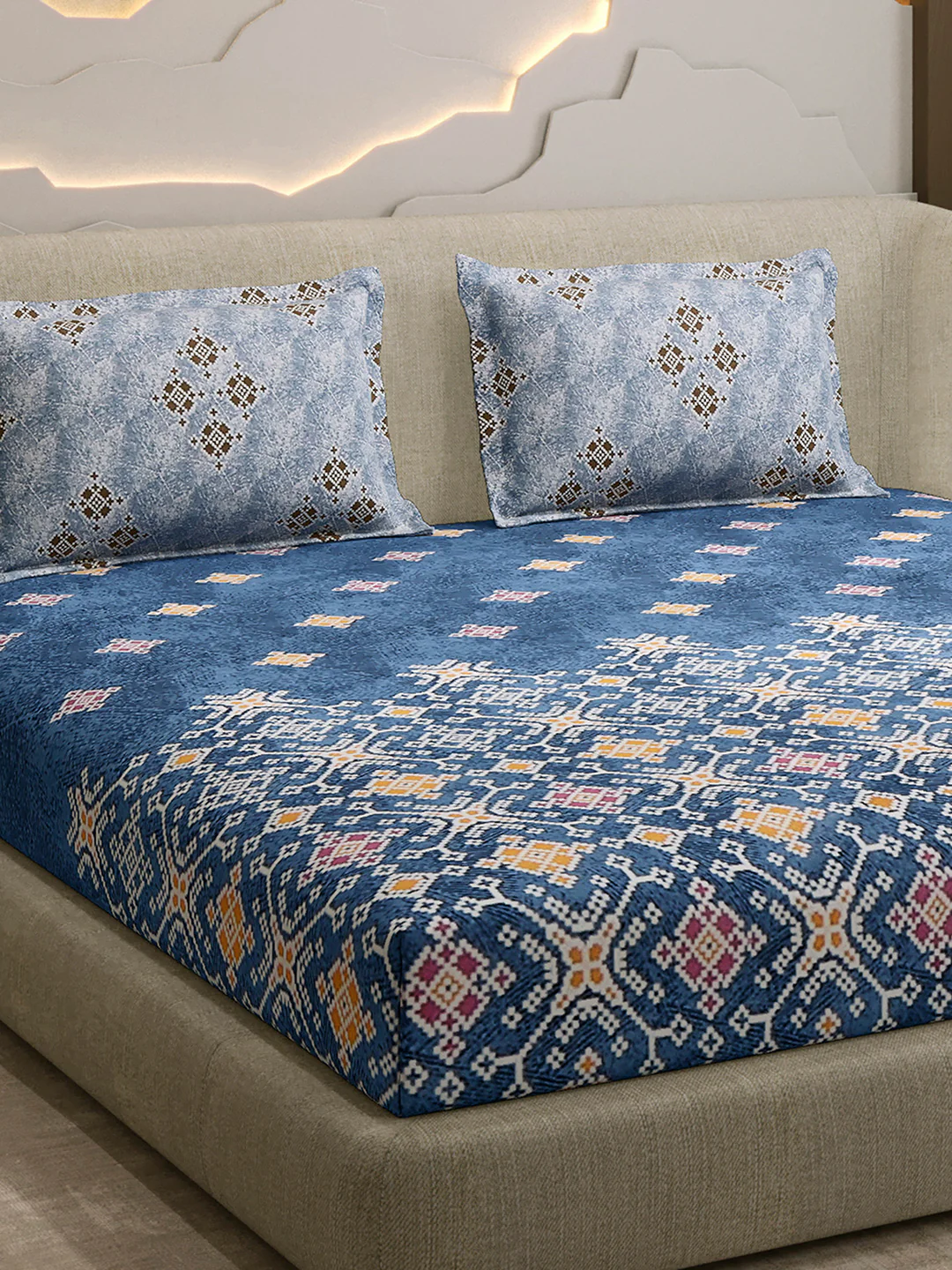 144 TC Cotton Double Bed 1 Fitted Bedsheet with 2 Pillow Cover (Solstice)