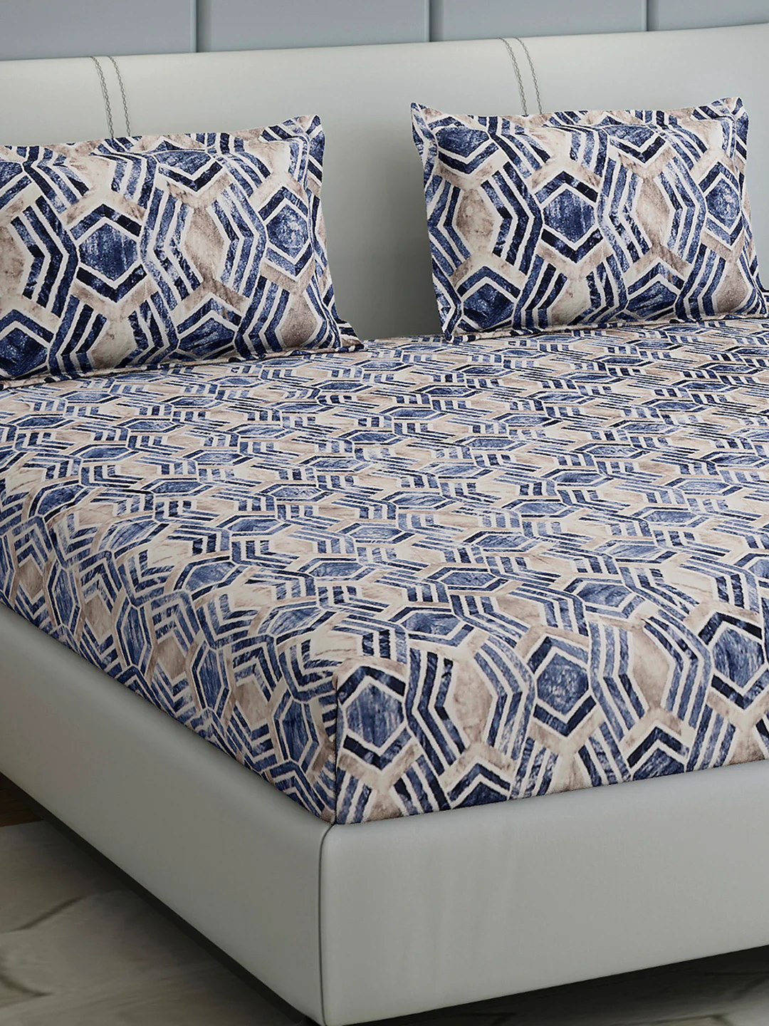 349 GSM 100% Polyester King Bed 1 Bedsheet with 2 Pillow Cover (Carnival)