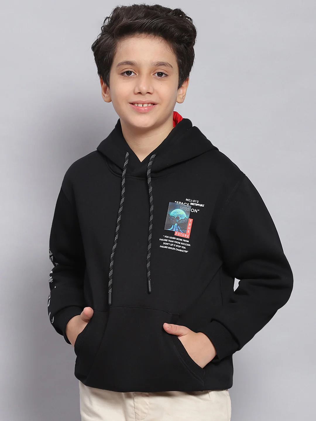 Boys Black Printed Hooded Full Sleeve Sweatshirt