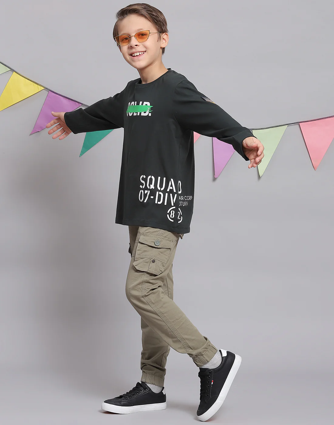 Boys Green Printed Round Neck Full Sleeve T-Shirts - Image 2