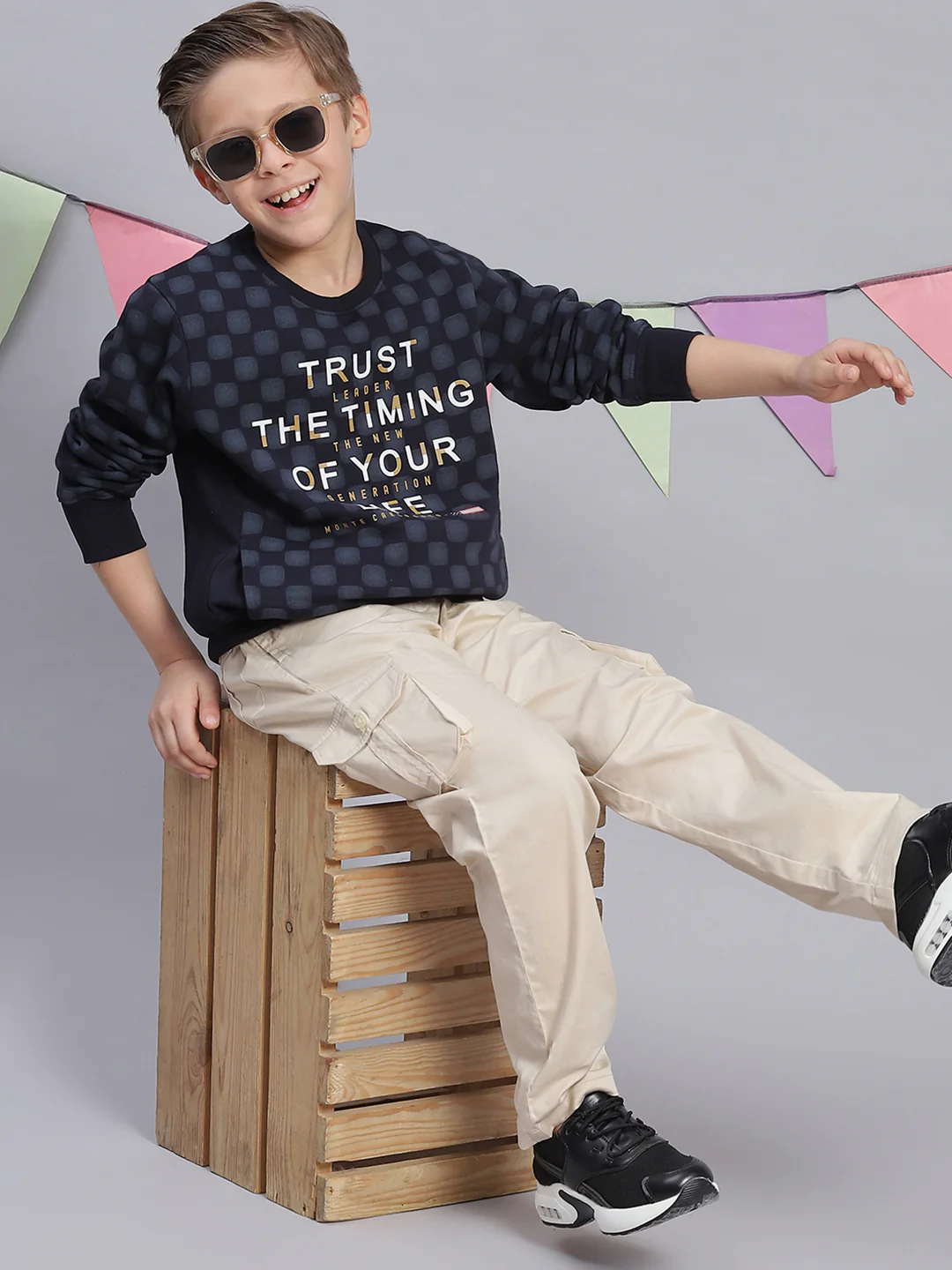 Boys Navy Blue Printed Round Neck Full Sleeve Sweatshirt