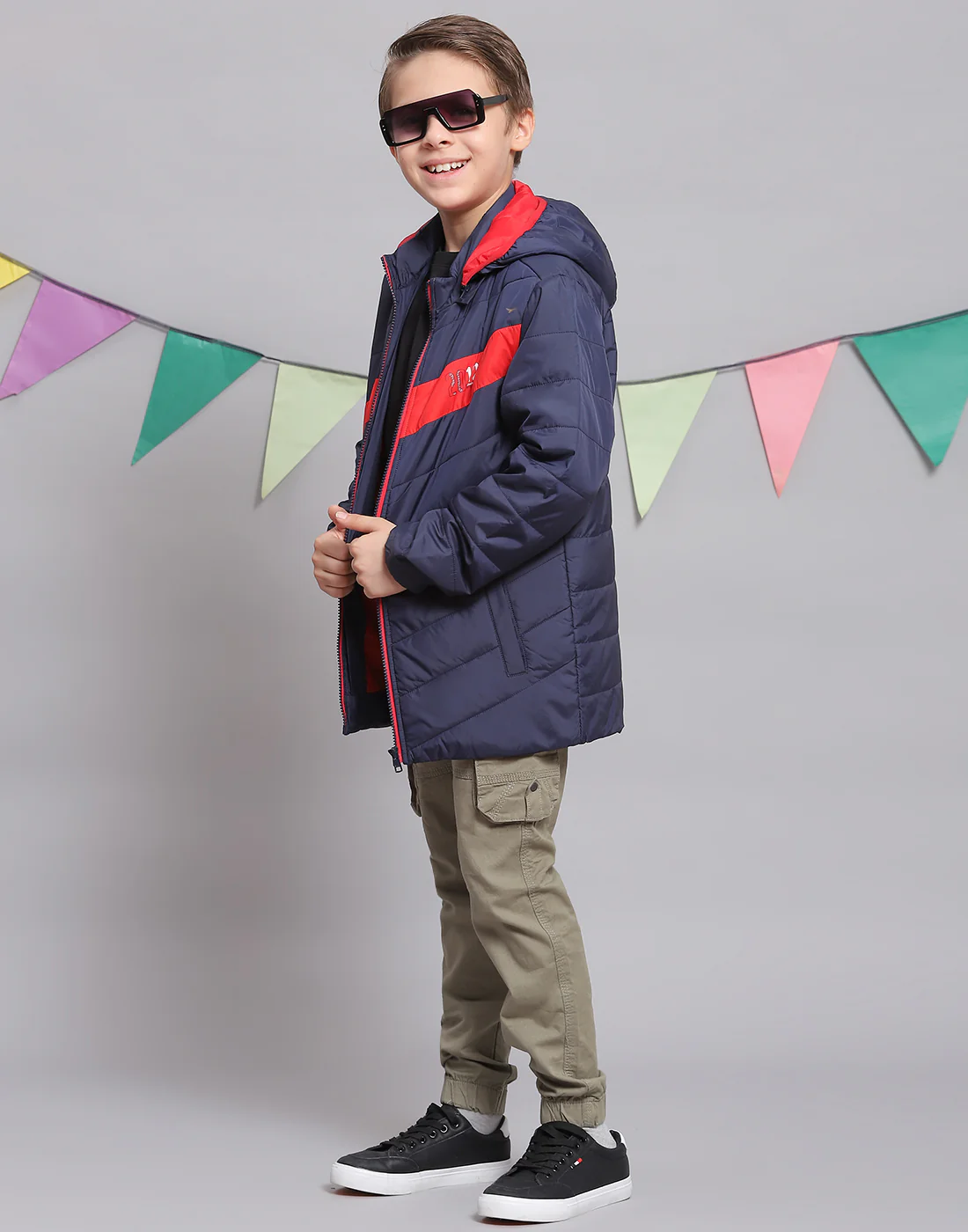 Boys Navy Blue Solid Hooded Full Sleeve Boys Jacket - Image 2