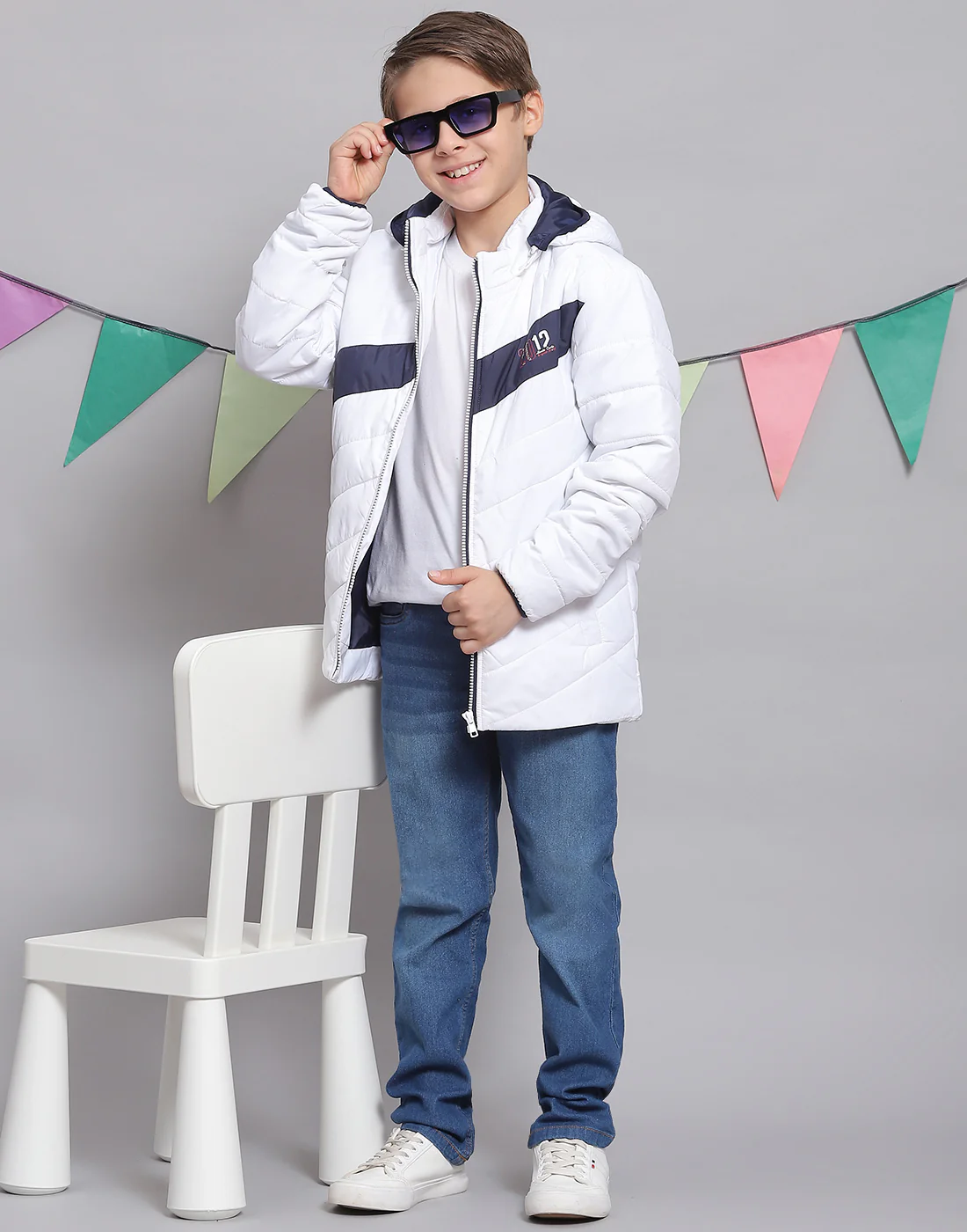 Boys White Solid Hooded Full Sleeve Boys Jacket - Image 2