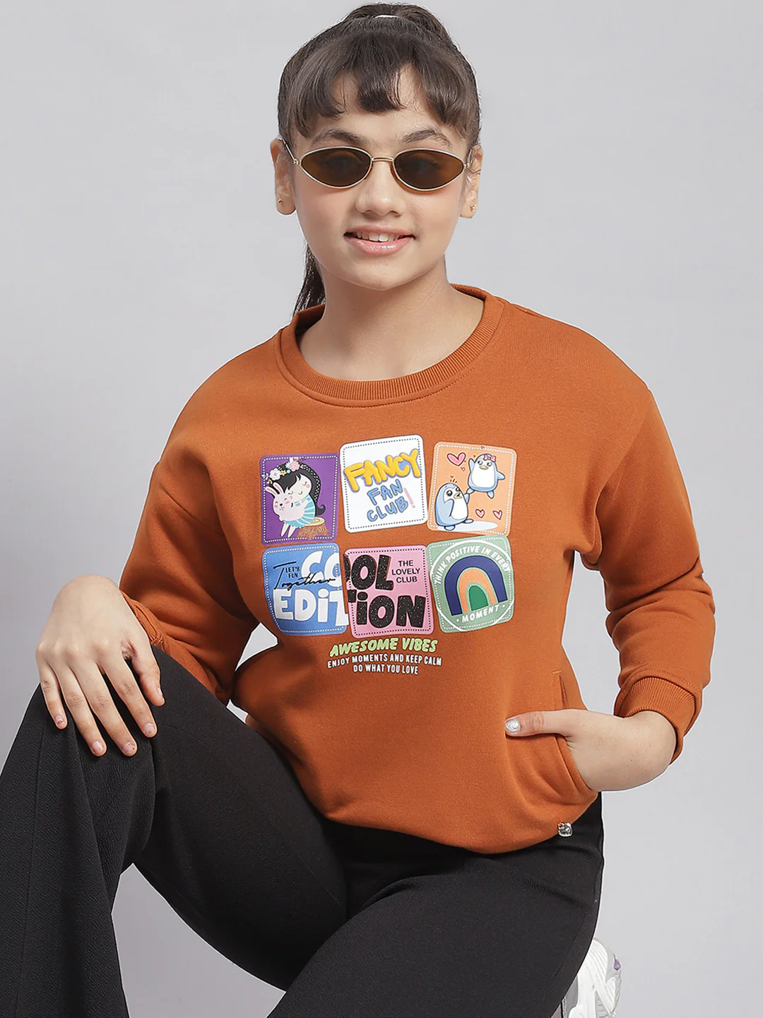 Girls Rust Printed Round Neck Full Sleeve Sweatshirt - Image 2