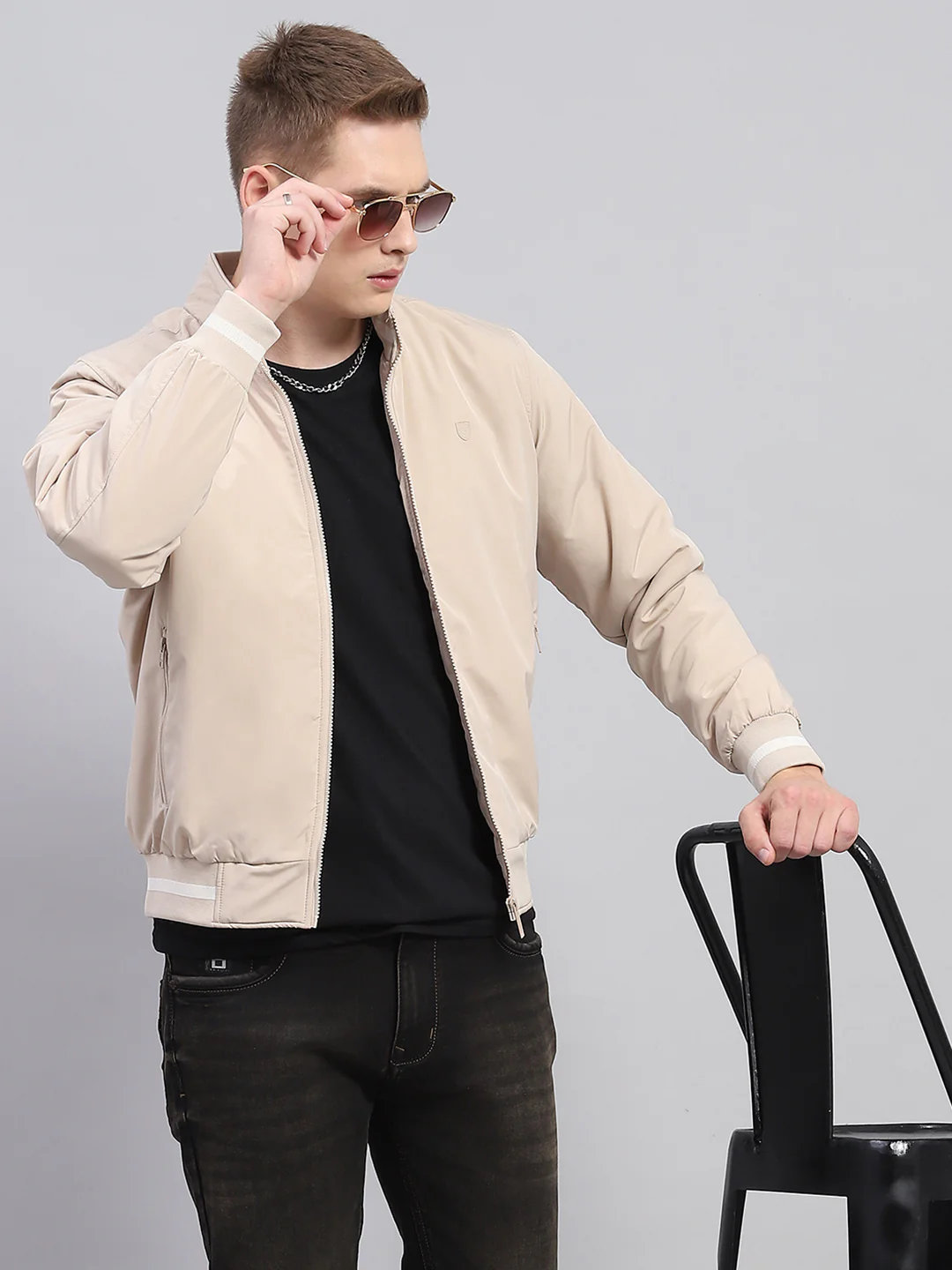 Men Beige Solid Mock Neck Full Sleeve Jacket