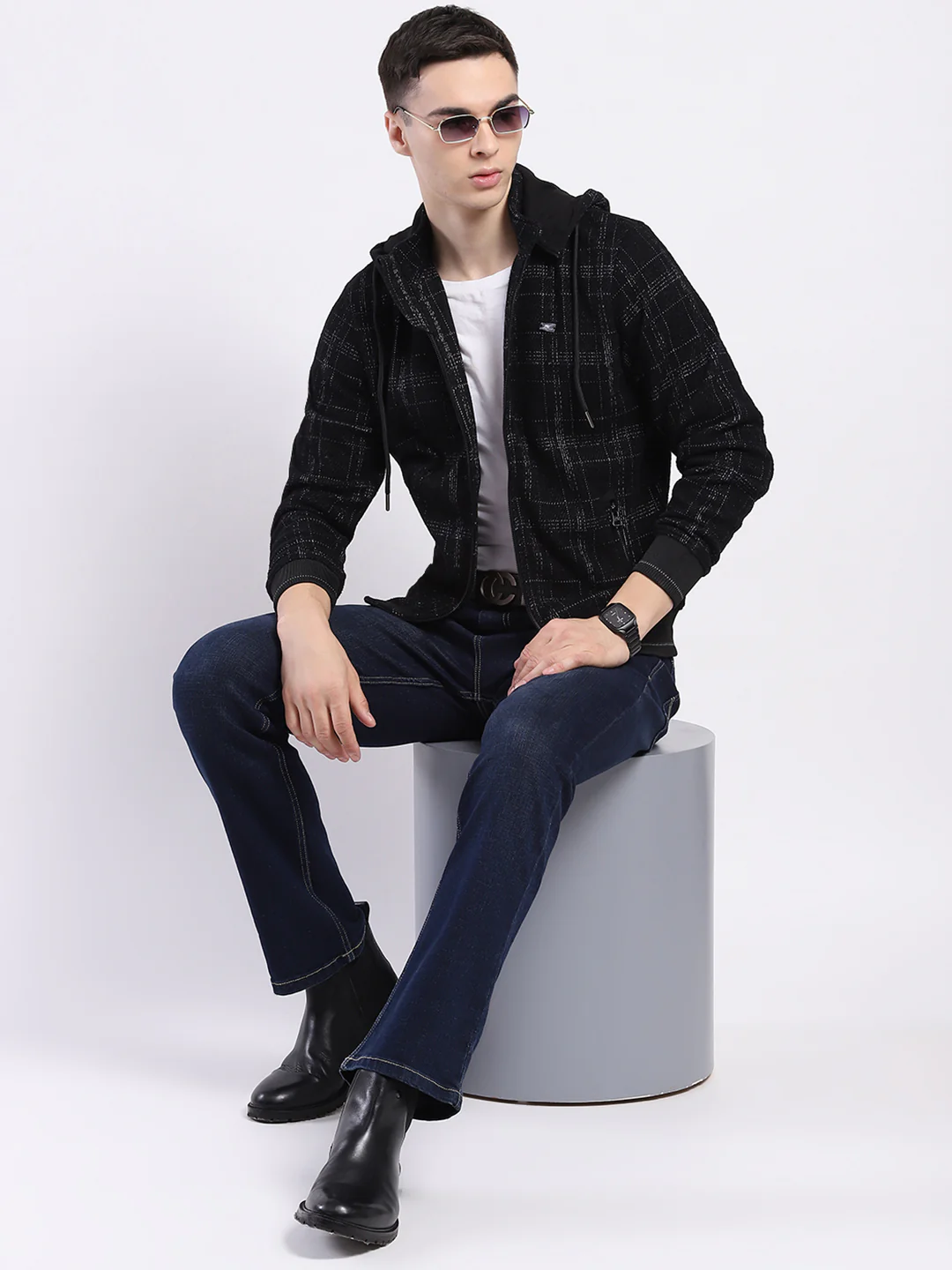 Men Black Printed Hooded Full Sleeve Sweatshirt - Image 2