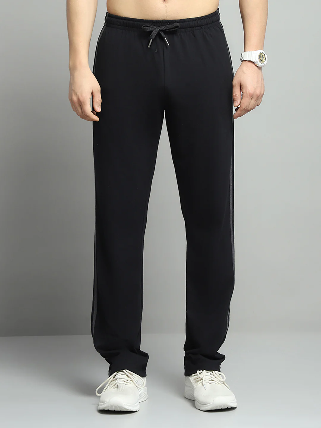 Men Black Solid Regular Fit Lower
