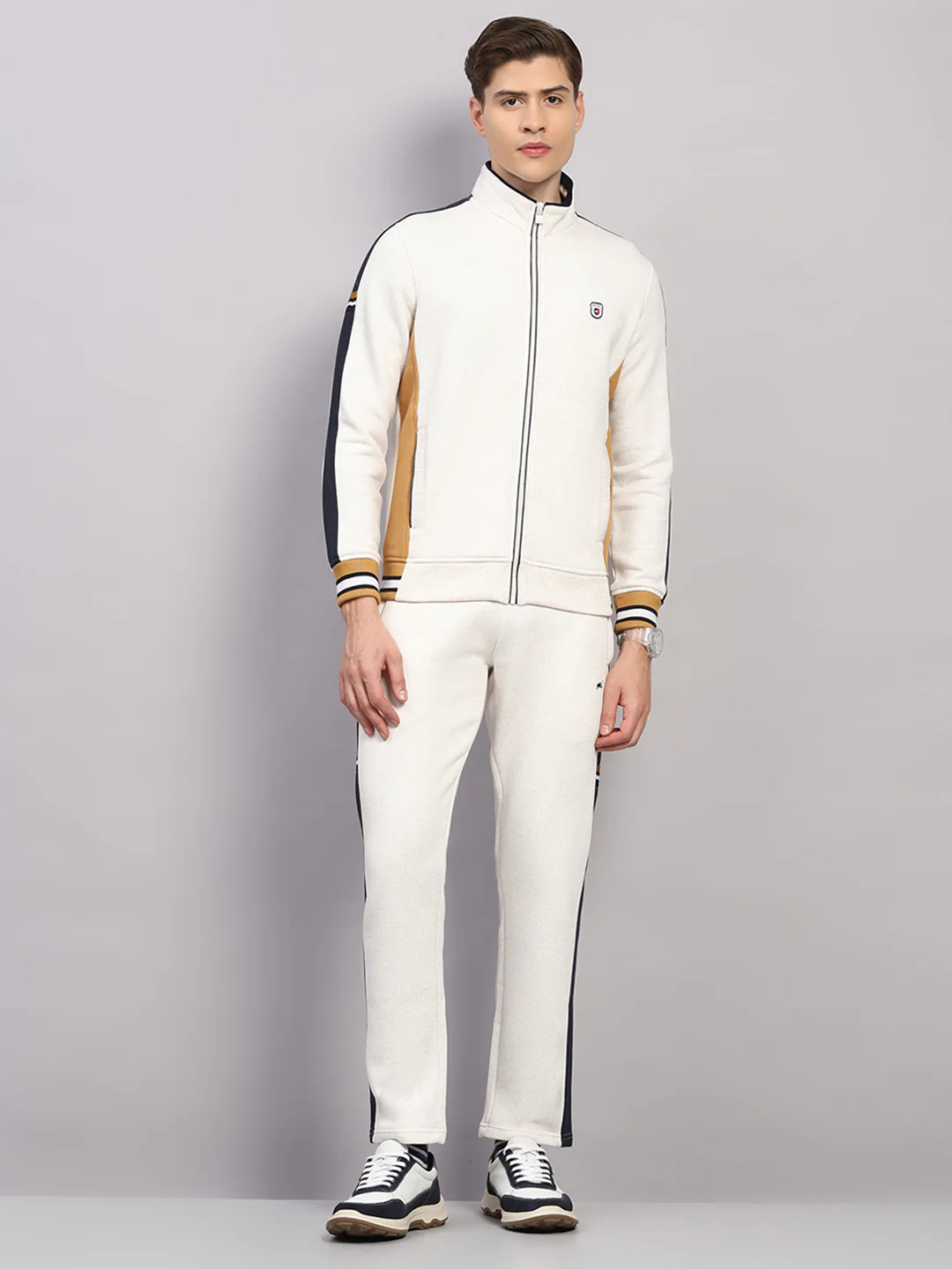 Men Camel Brown Solid Collar Full Sleeve Winter Tracksuit