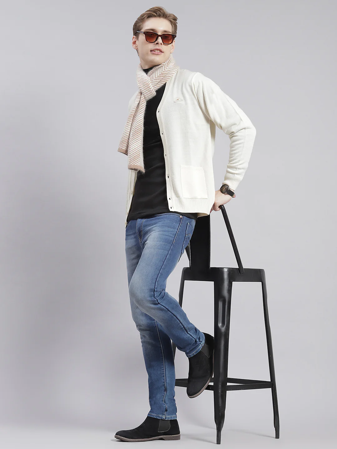 Men Cream Solid V Neck Full Sleeve Cardigans