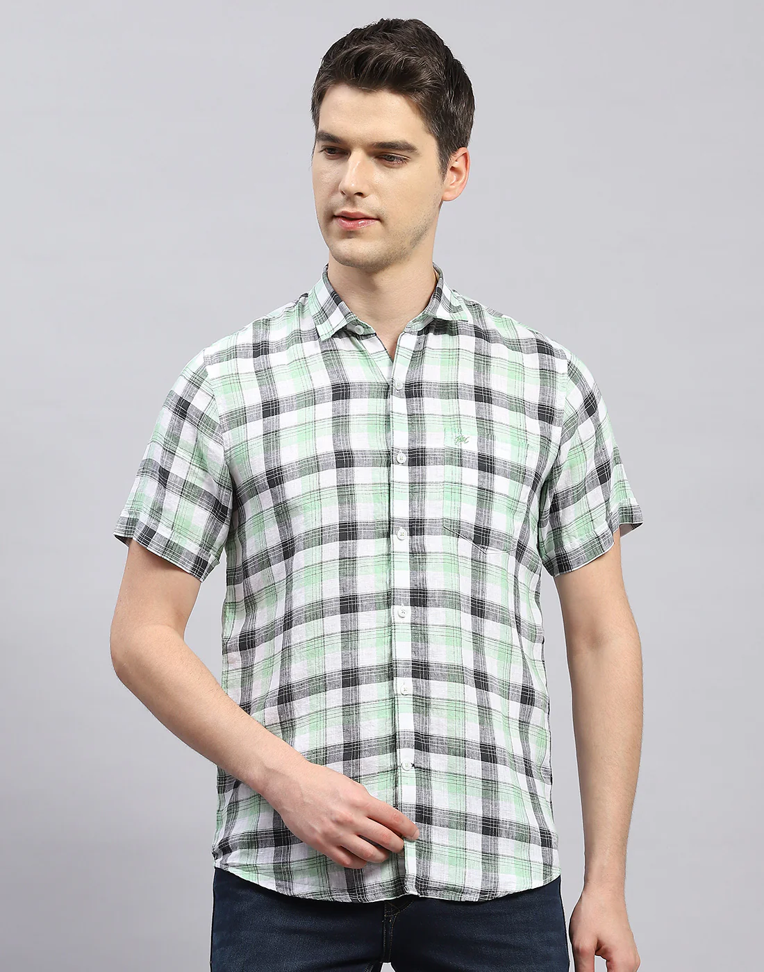 Men Green Check Collar Half Sleeve Linen Shirt