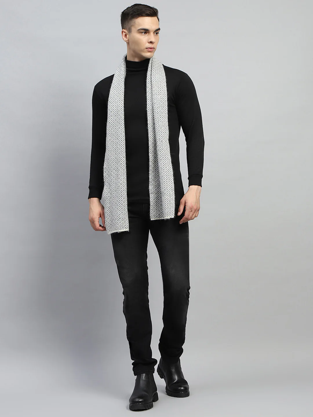 Men Grey Self Design Muffler