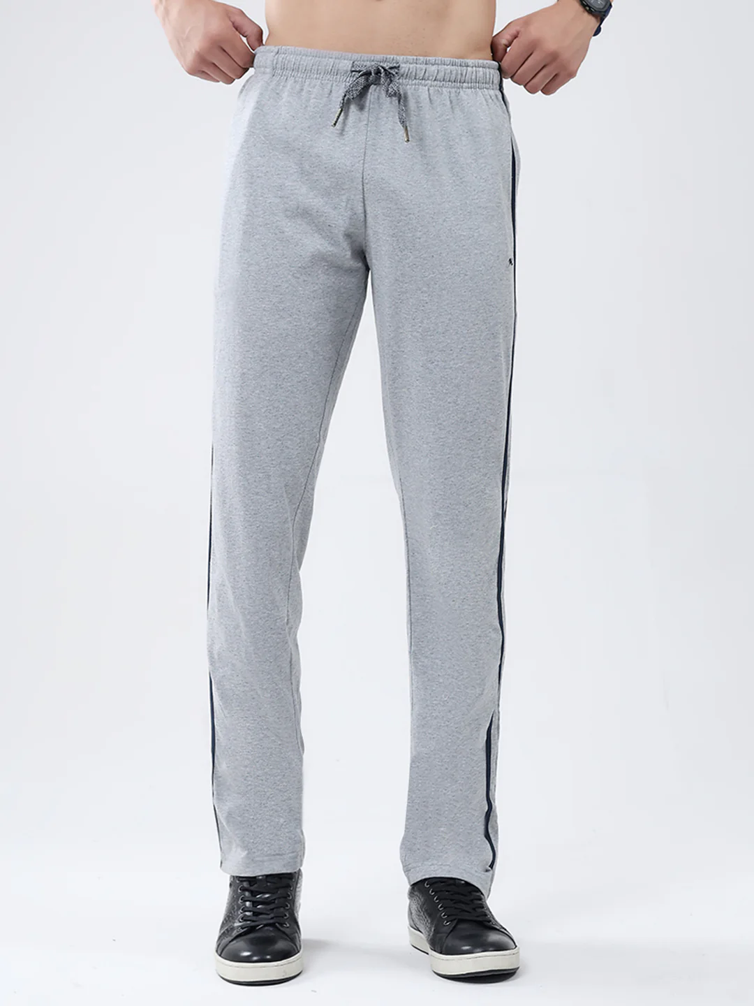 Men Grey Solid Regular Fit Lower