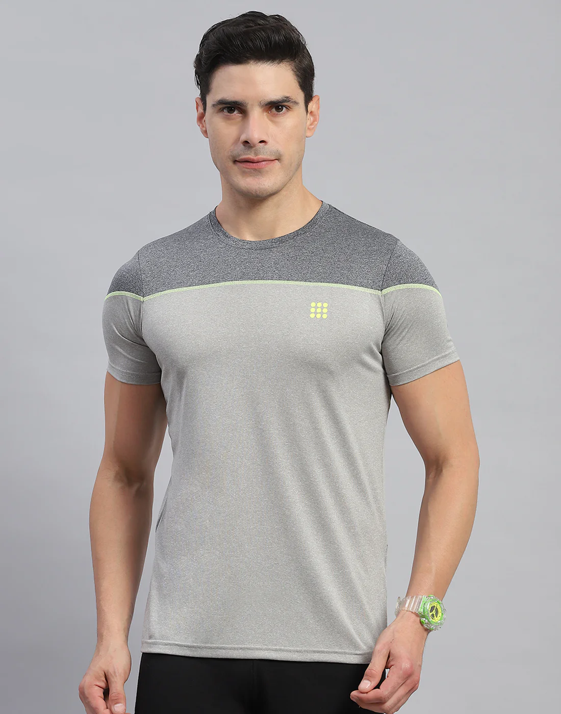 Rock.it Men Grey Solid Round Neck Half Sleeve T-Shirt
