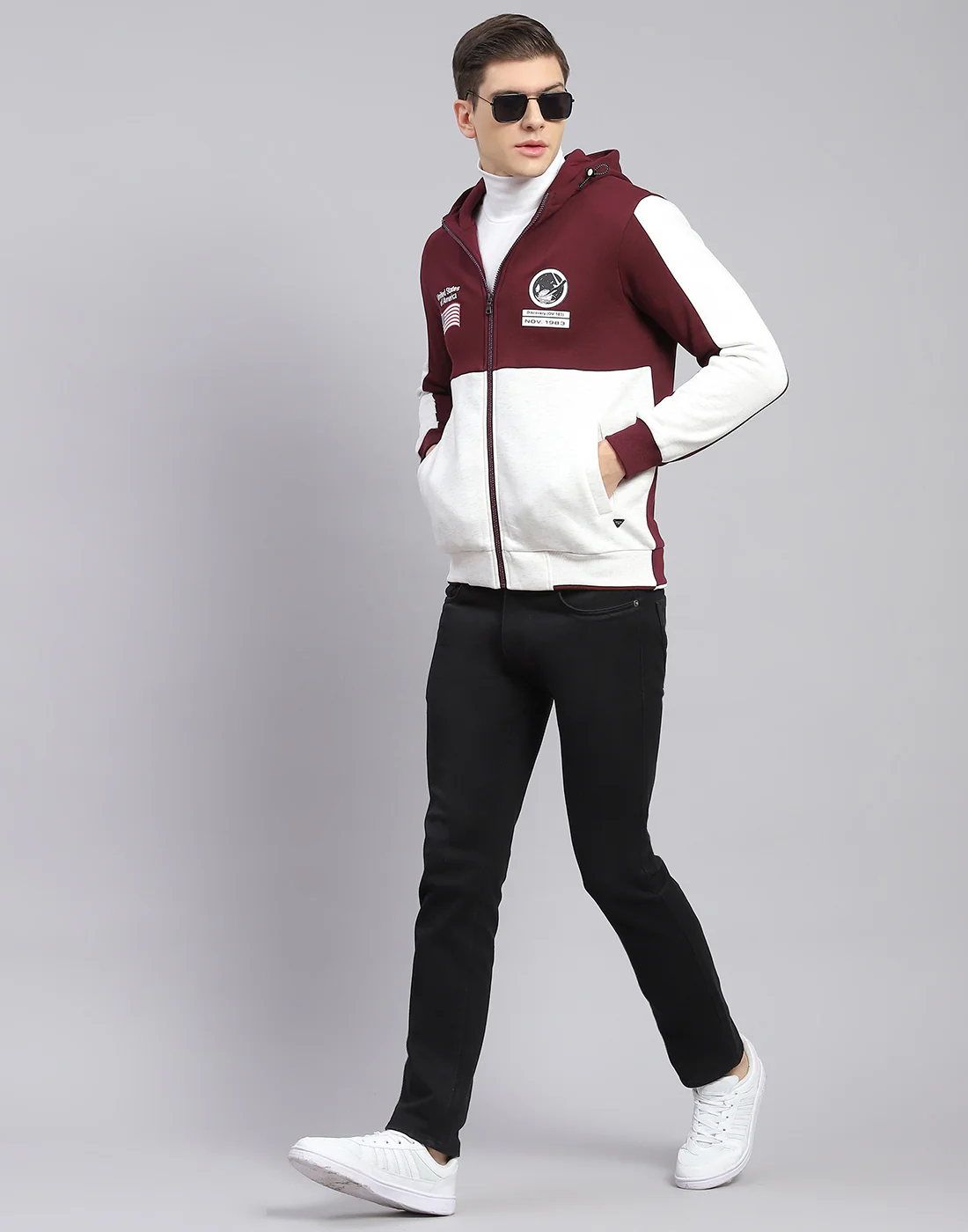 Men Maroon Solid Hooded Full Sleeve Sweatshirt