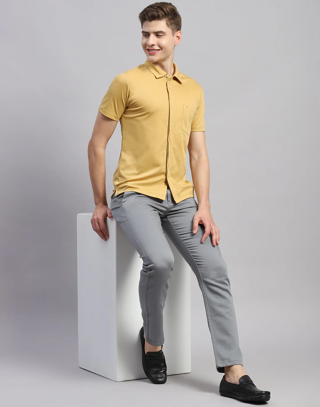 Men Mustard Solid Collar Half Sleeve Shirt - Image 2