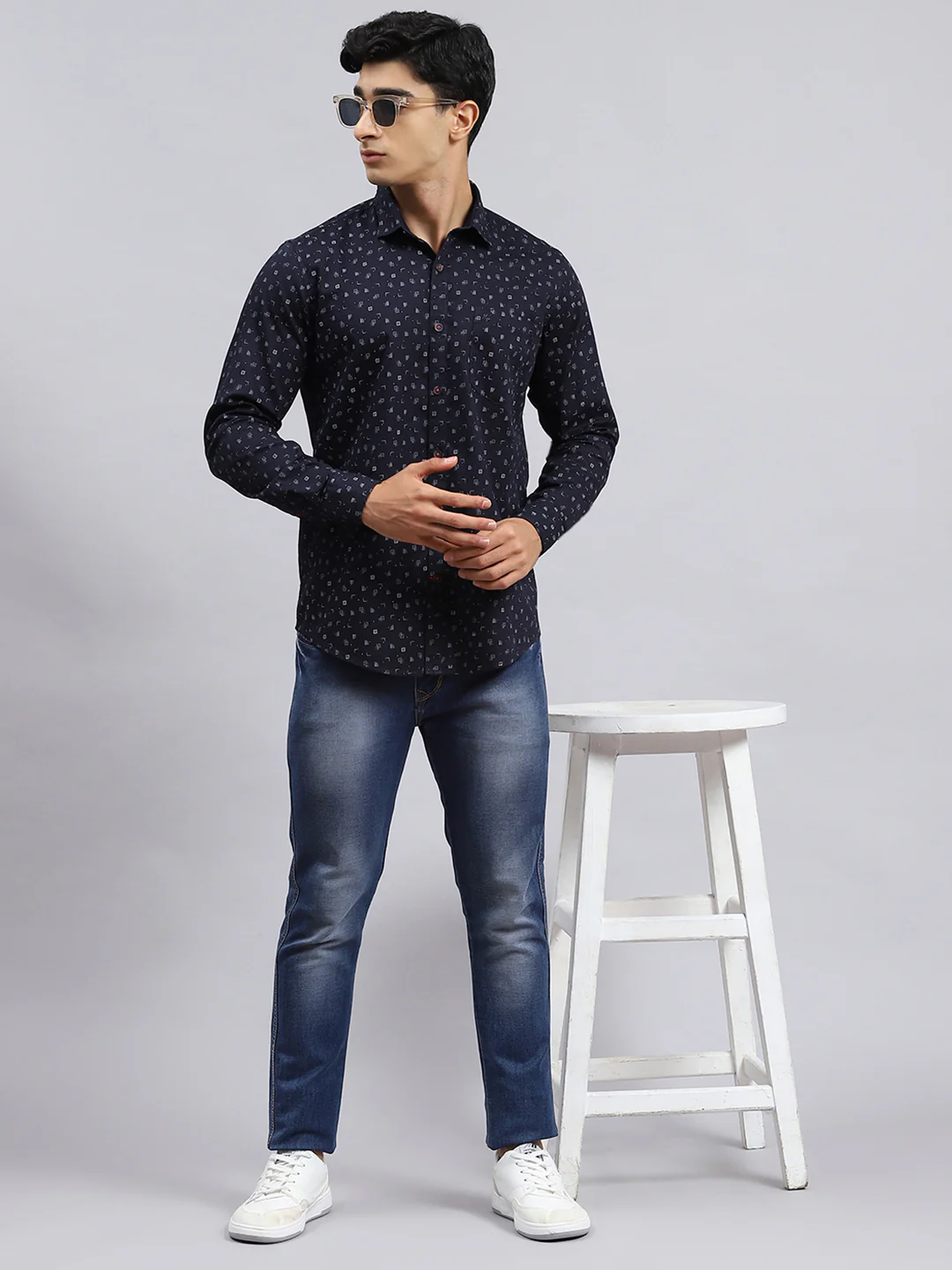 Men Navy Blue Printed Shirt - Image 2