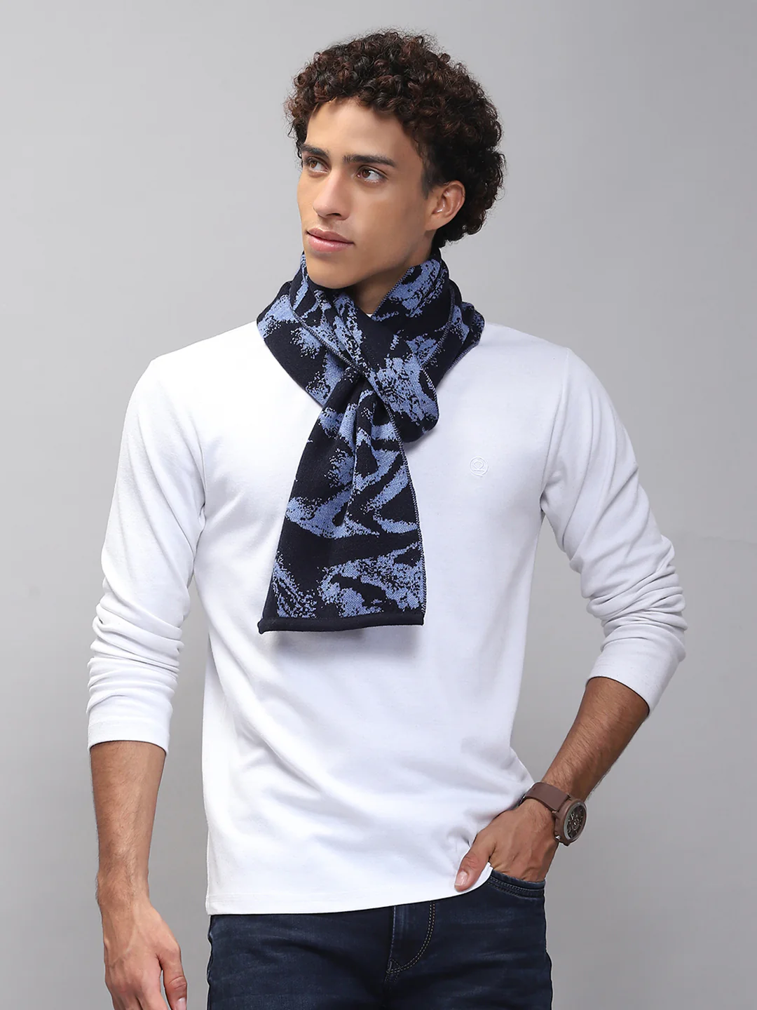 Men Navy Blue Self Design Muffler
