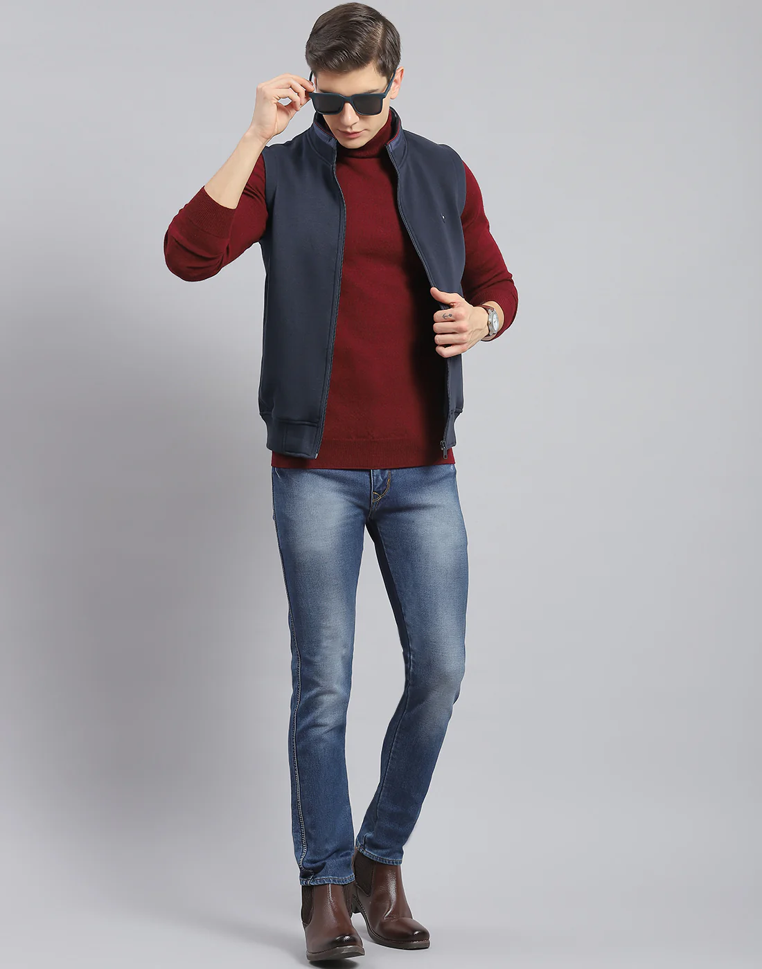 Men Navy Blue Solid Stand Collar Sleeveless Jacket