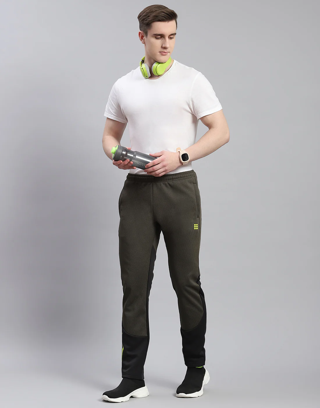 Rock.it Men Olive Self Design Regular Fit Winter Lower