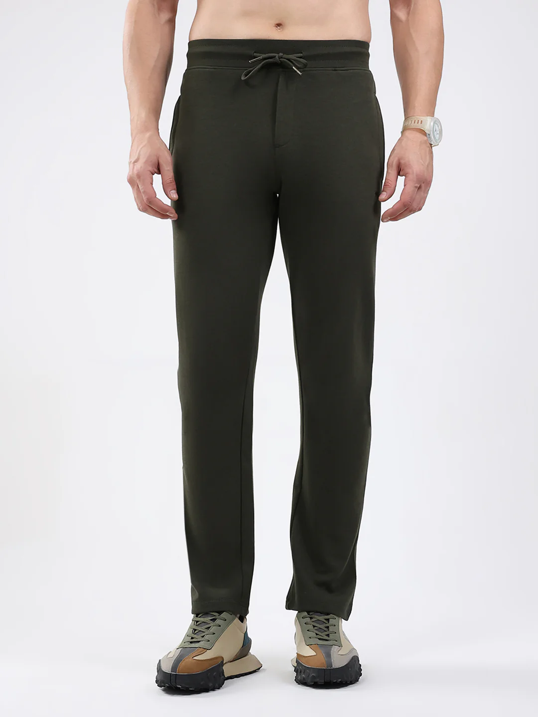 Men Olive Solid Regular Fit Lower