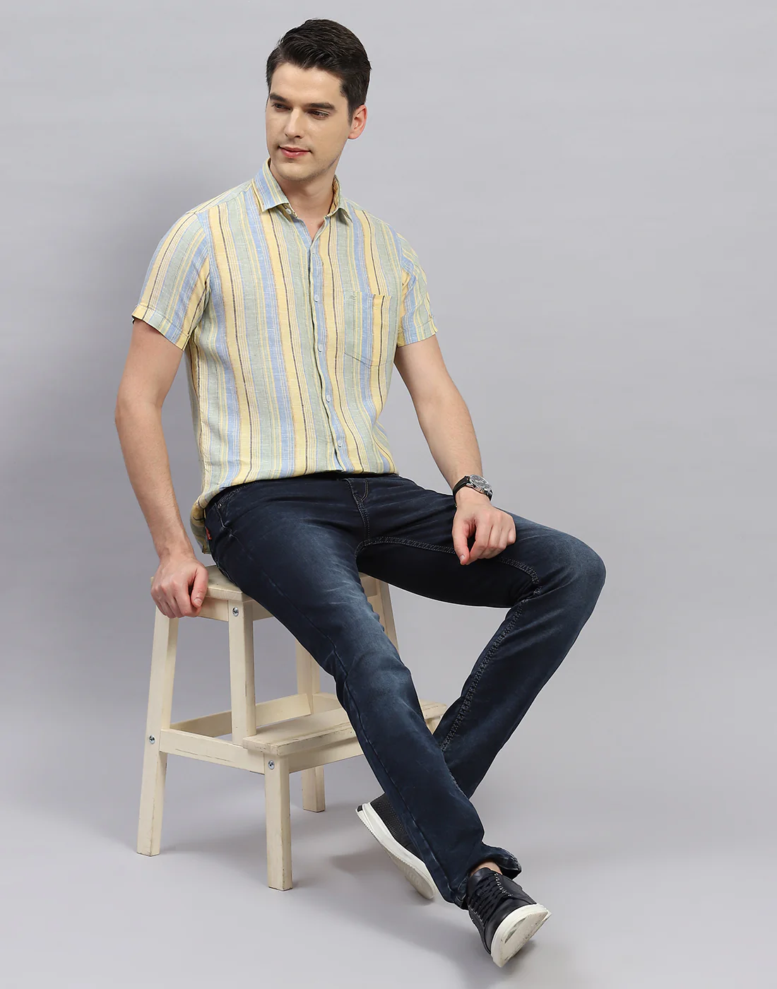 Men Sky Blue Stripe Collar Half Sleeve Linen Shirt - Image 2