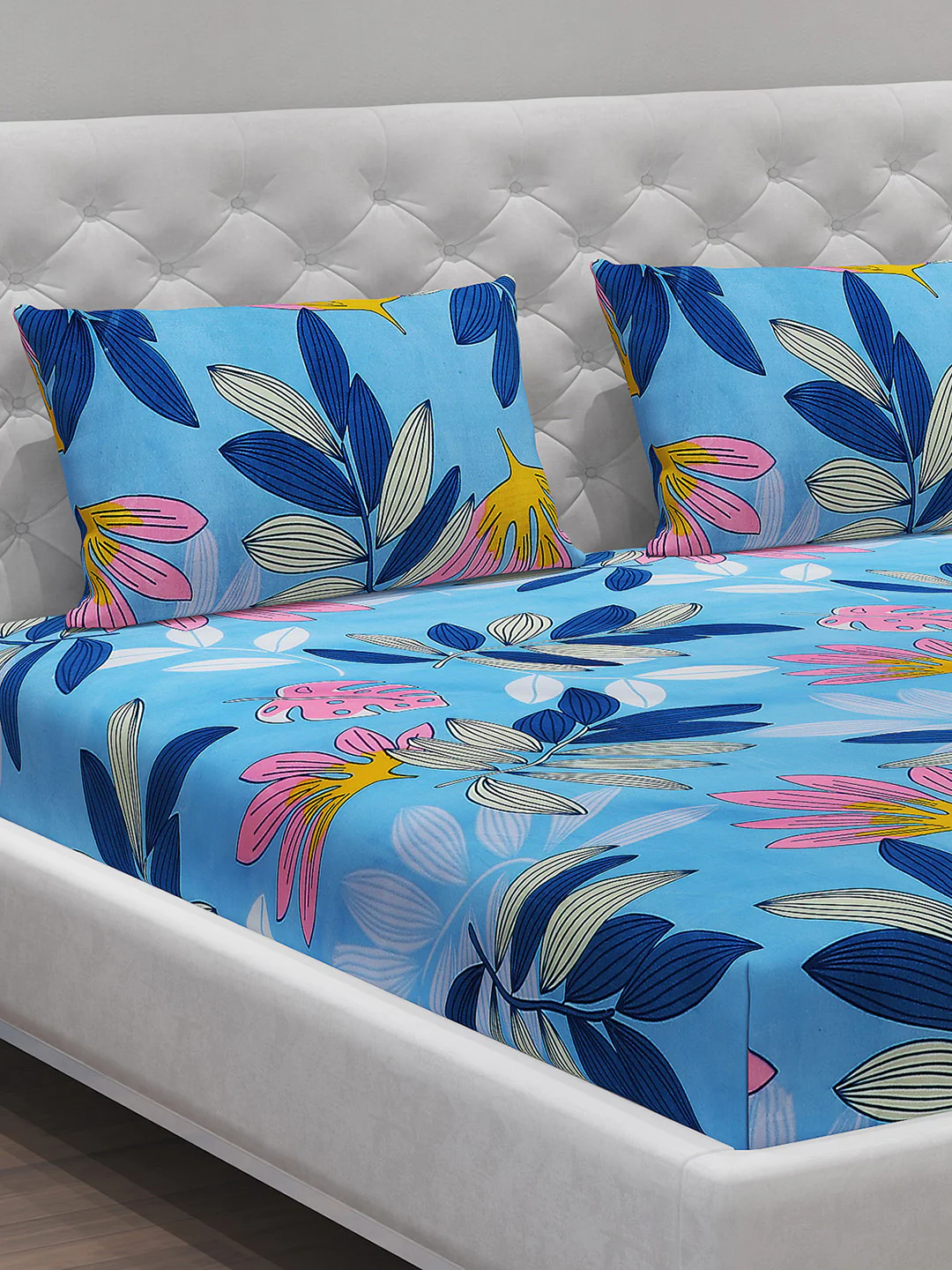 MOCA by Monte Carlo 120 GSM Microfibre Double Bedsheet with 2 Pillow Covers