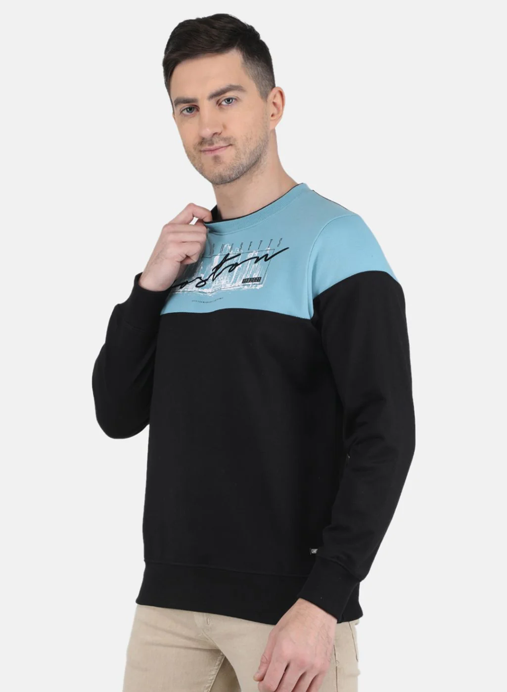 Men Black Solid Sweatshirt - Image 2