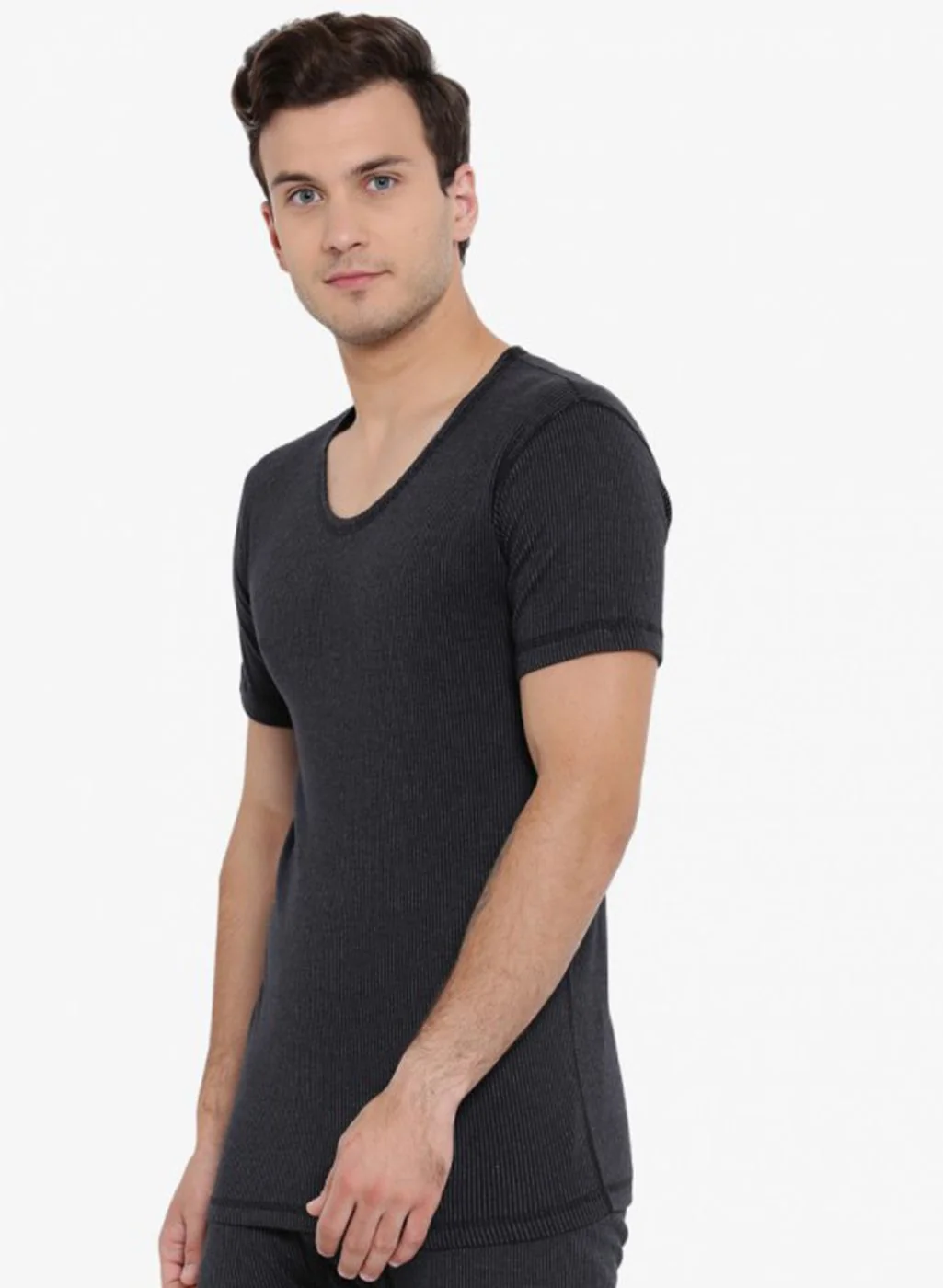 Men Black Solid Thermal Vest - Image 2