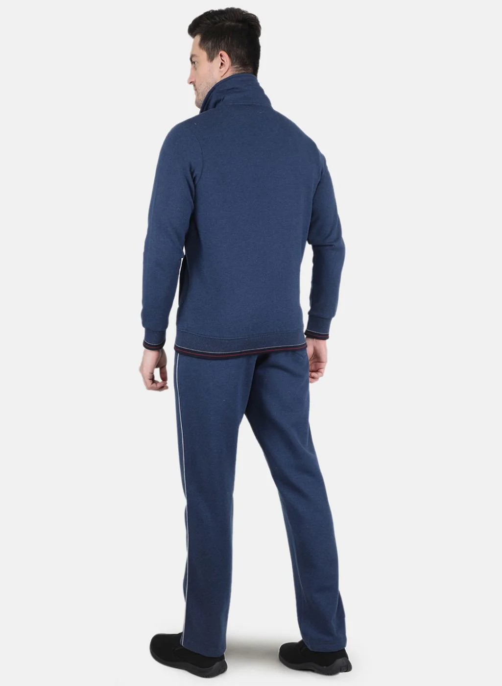 Men Blue Solid Tracksuit - Image 3