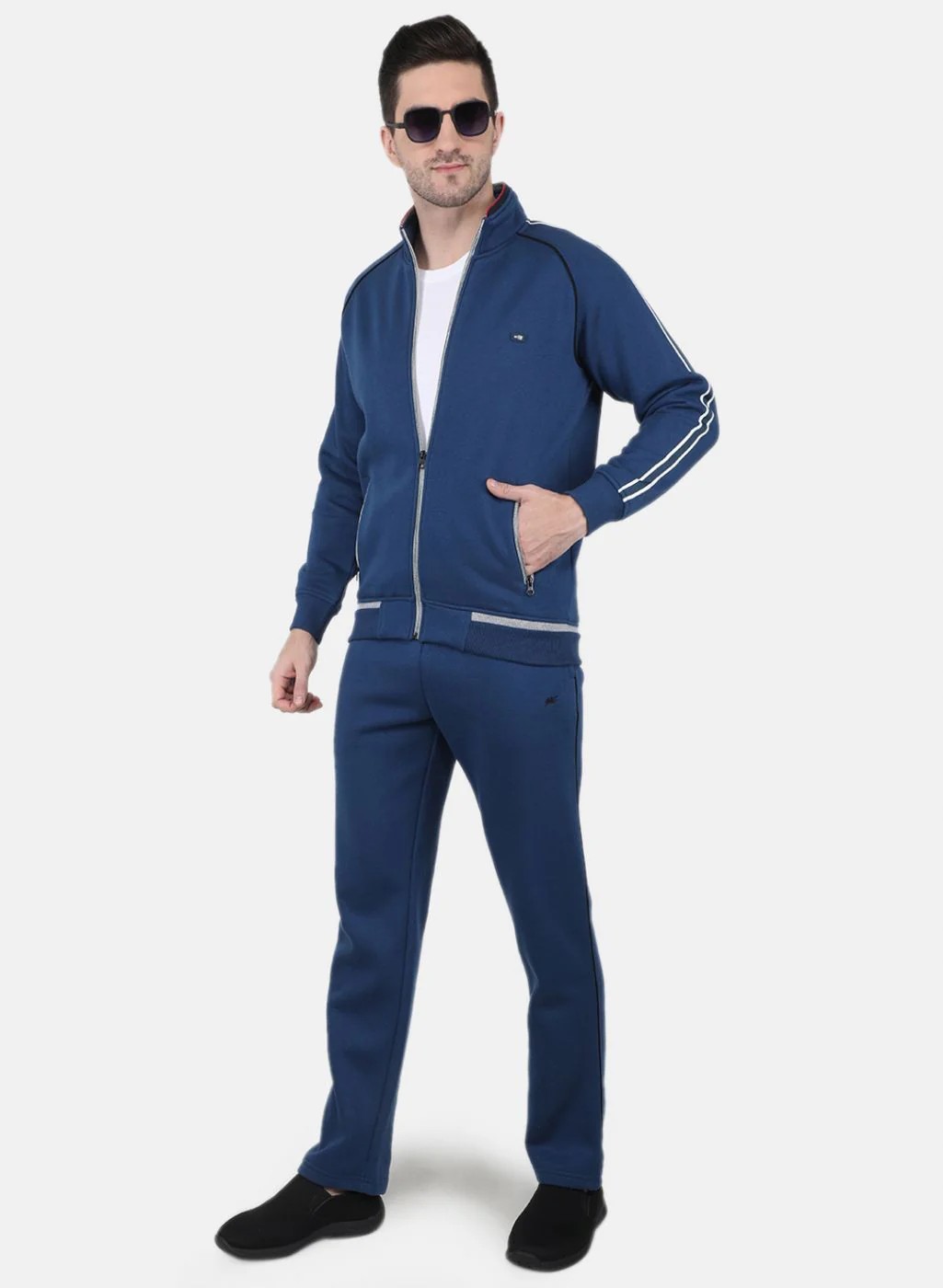 Men Blue Solid Tracksuit - Image 4