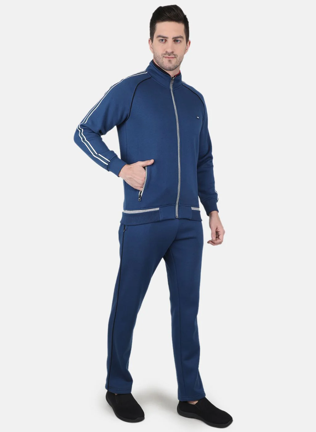 Men Blue Solid Tracksuit - Image 7