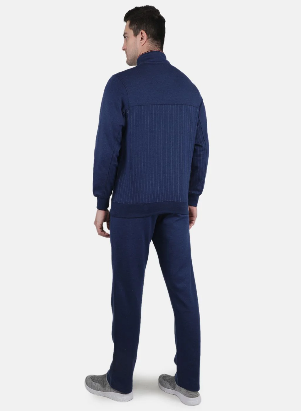 Men Blue Solid Tracksuit - Image 3