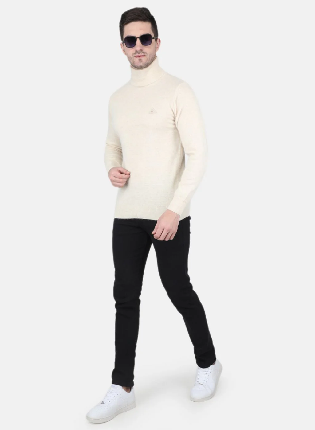 Men Cream Solid Pullover - Image 4