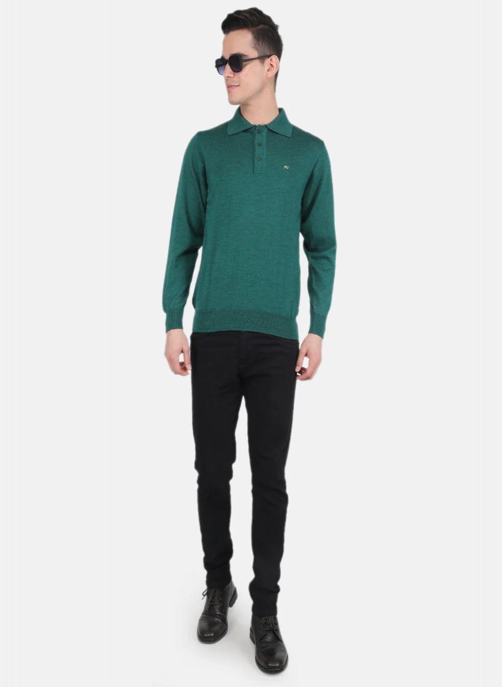 Men Green Solid T-Shirt - Image 4