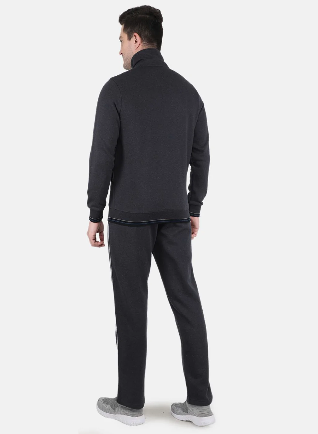 Men Grey Solid Tracksuit - Image 3