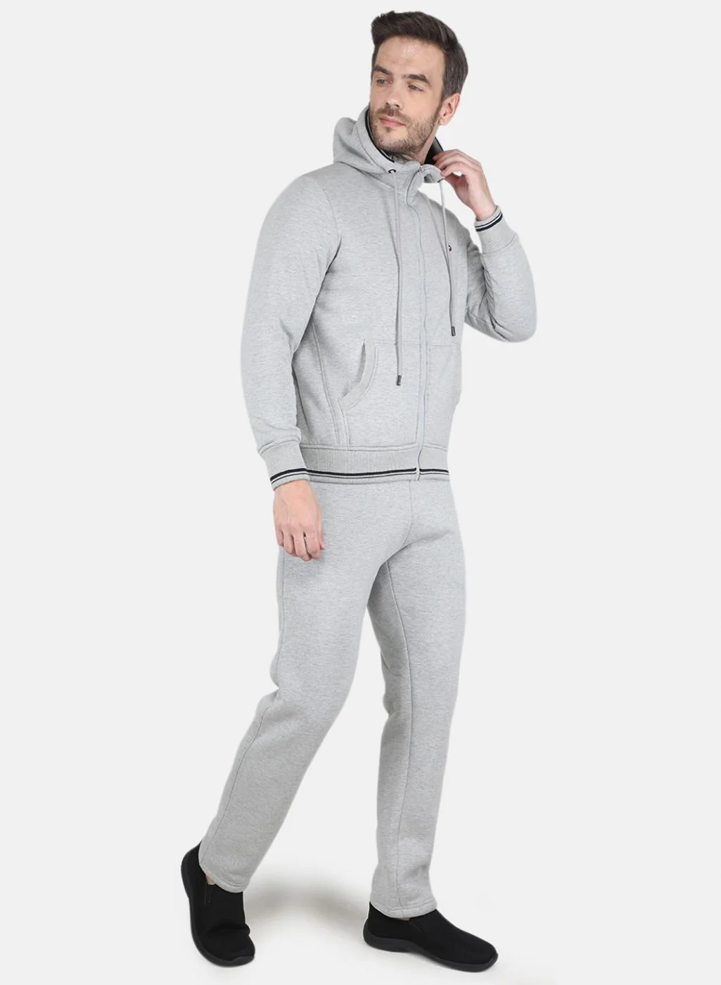 Men Grey Solid Tracksuit - Image 7