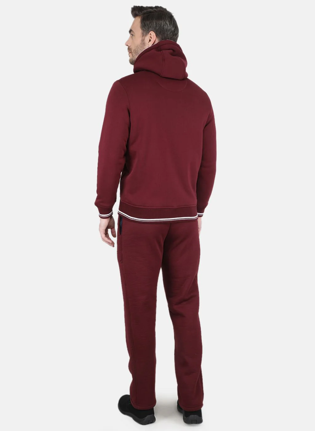 Men Maroon Solid Tracksuit - Image 3