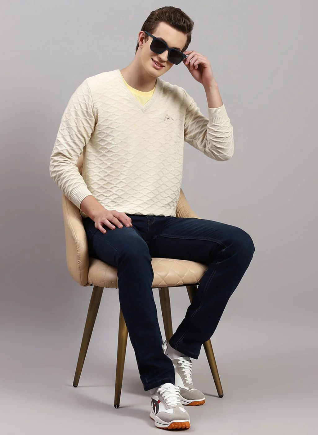 Men Off White Self Design Wool blend Pullover