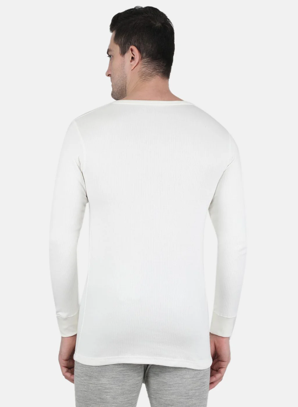 Men Off White Solid Thermal Vest - Image 3