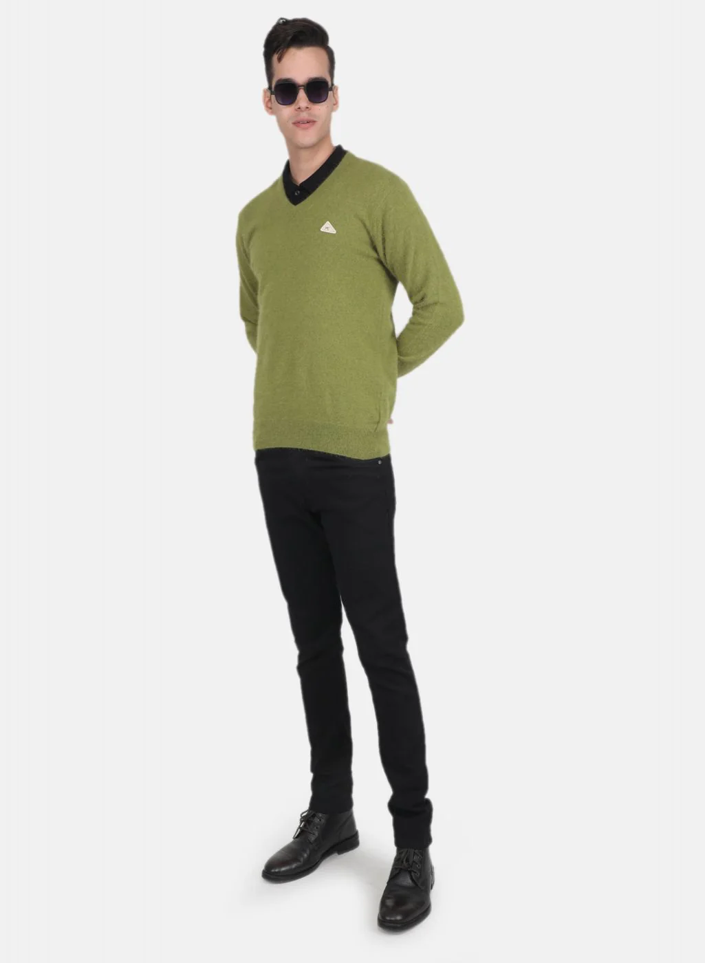 Men Olive Solid Pullover - Image 4