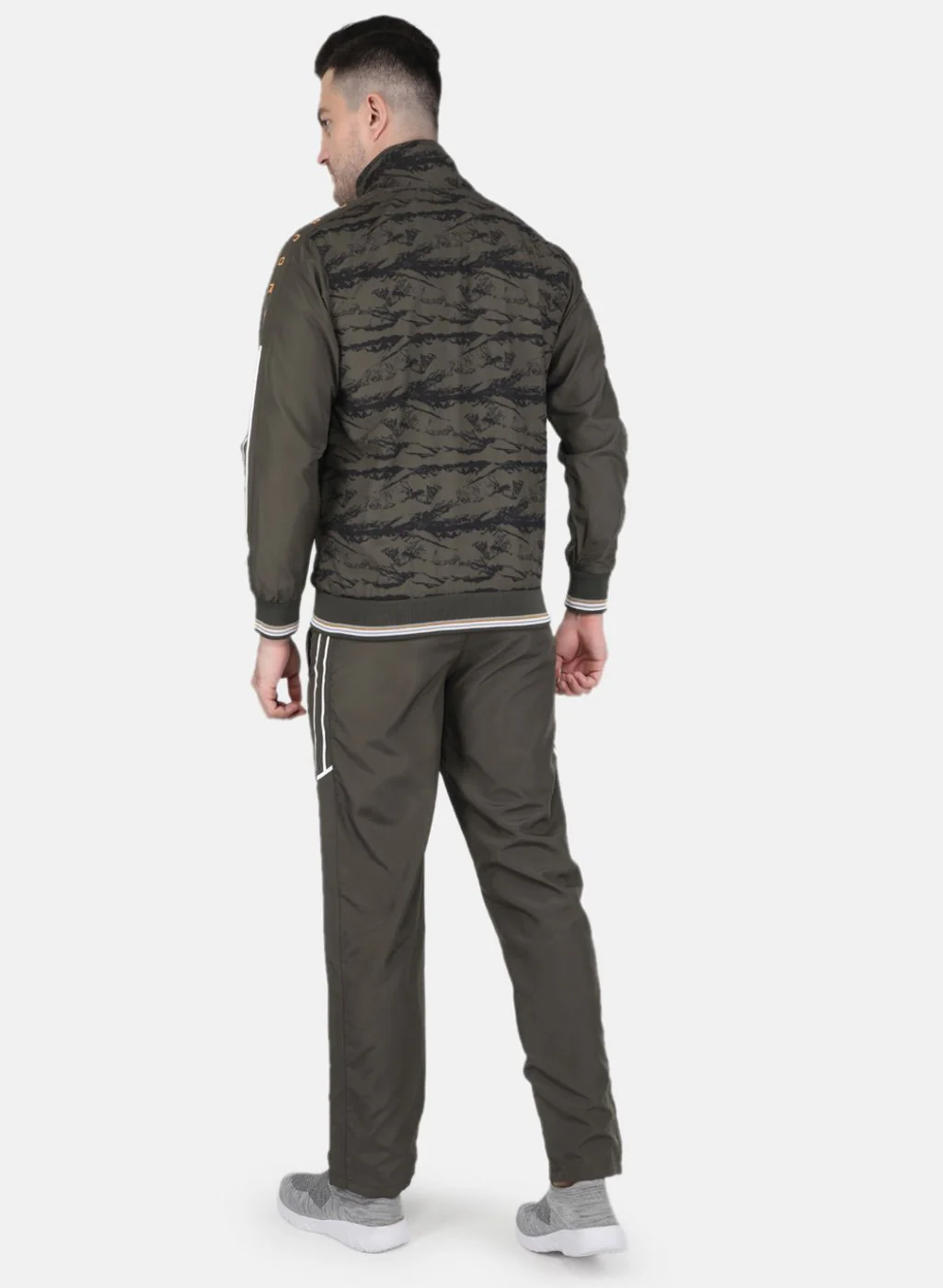 Men Olive Solid Tracksuit - Image 3