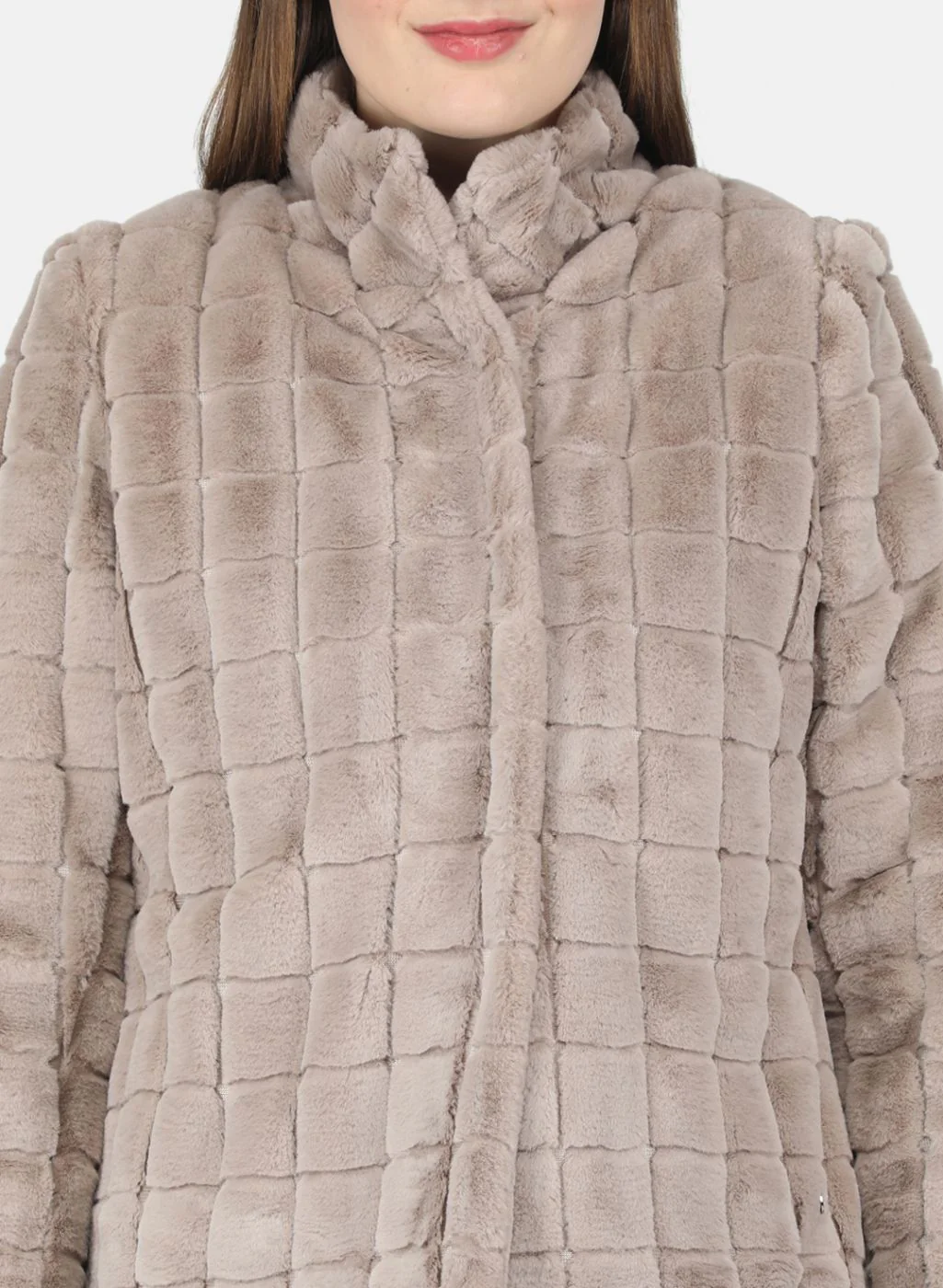 Women Beige Solid Jacket - Image 5