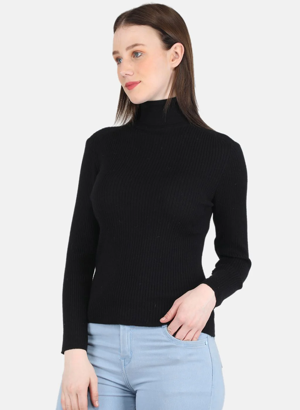 Women Black Solid Sceavy Top - Image 2