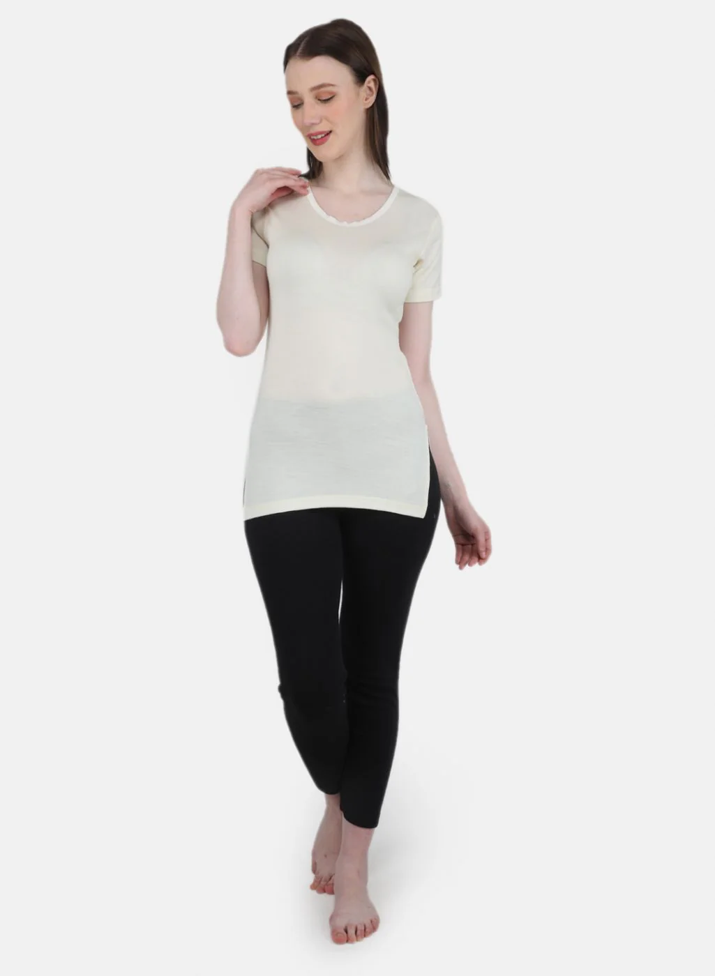 Women Cream Solid Thermal Vest - Image 4